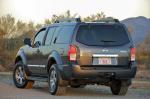 Nissan Pathfinder 2010 года